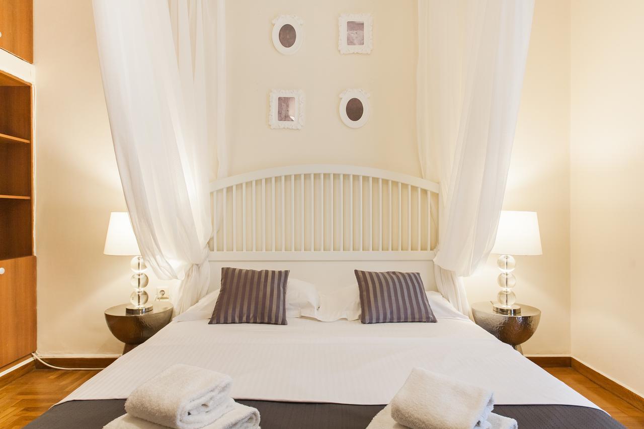 Athenian Home By Livin Urbban Exteriör bild